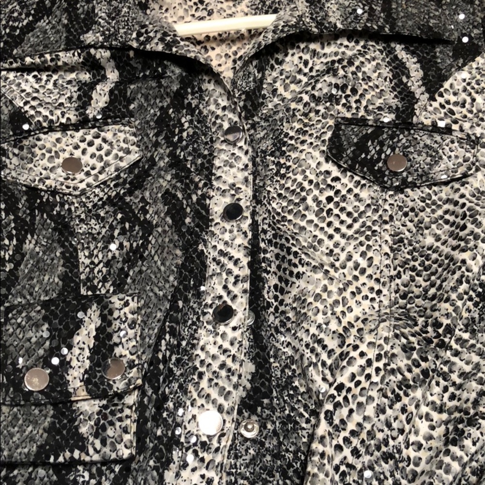 Patchington Button Down Snake Top - image 4